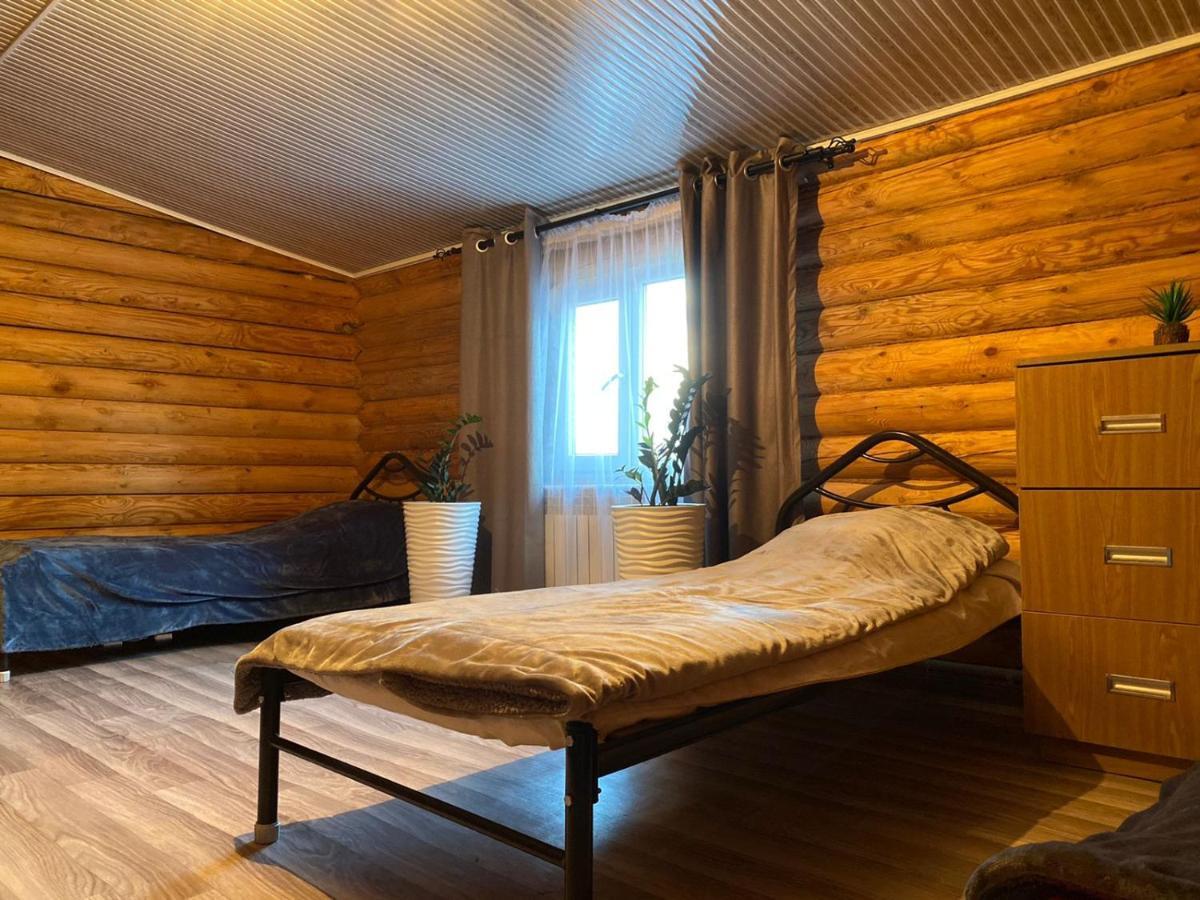 Manor Kolsay Bed & Breakfast Saty Exterior foto