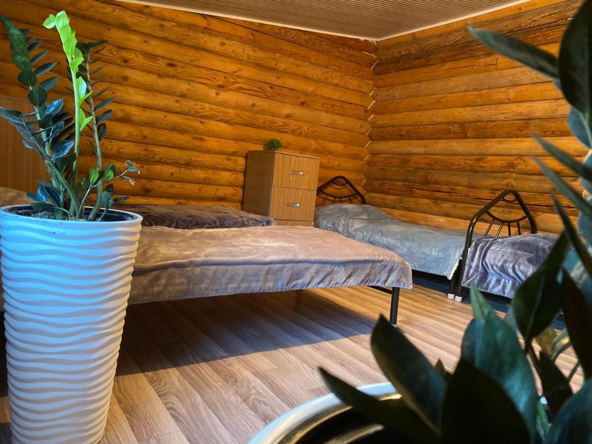 Manor Kolsay Bed & Breakfast Saty Exterior foto